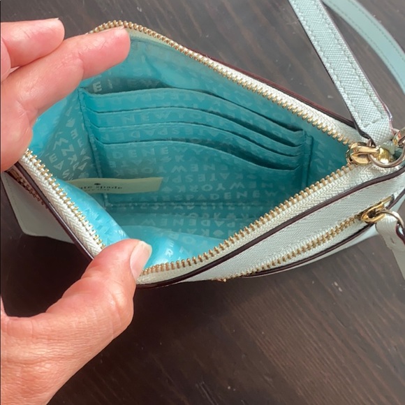 Kate spade wristlet - Picture 3 of 7